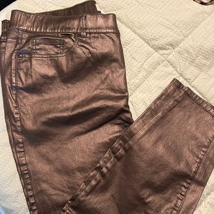 Pull on high rise coated metallic jeggings